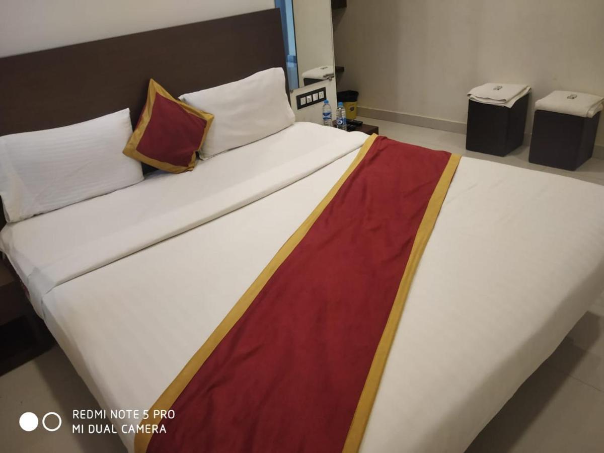 Hotel Grand Kubera Chikmagalūr Extérieur photo