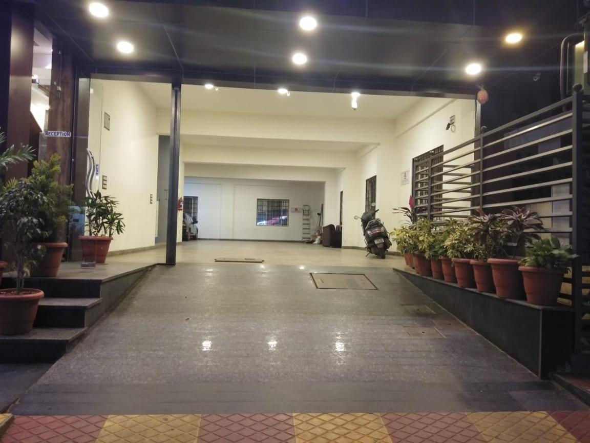 Hotel Grand Kubera Chikmagalūr Extérieur photo