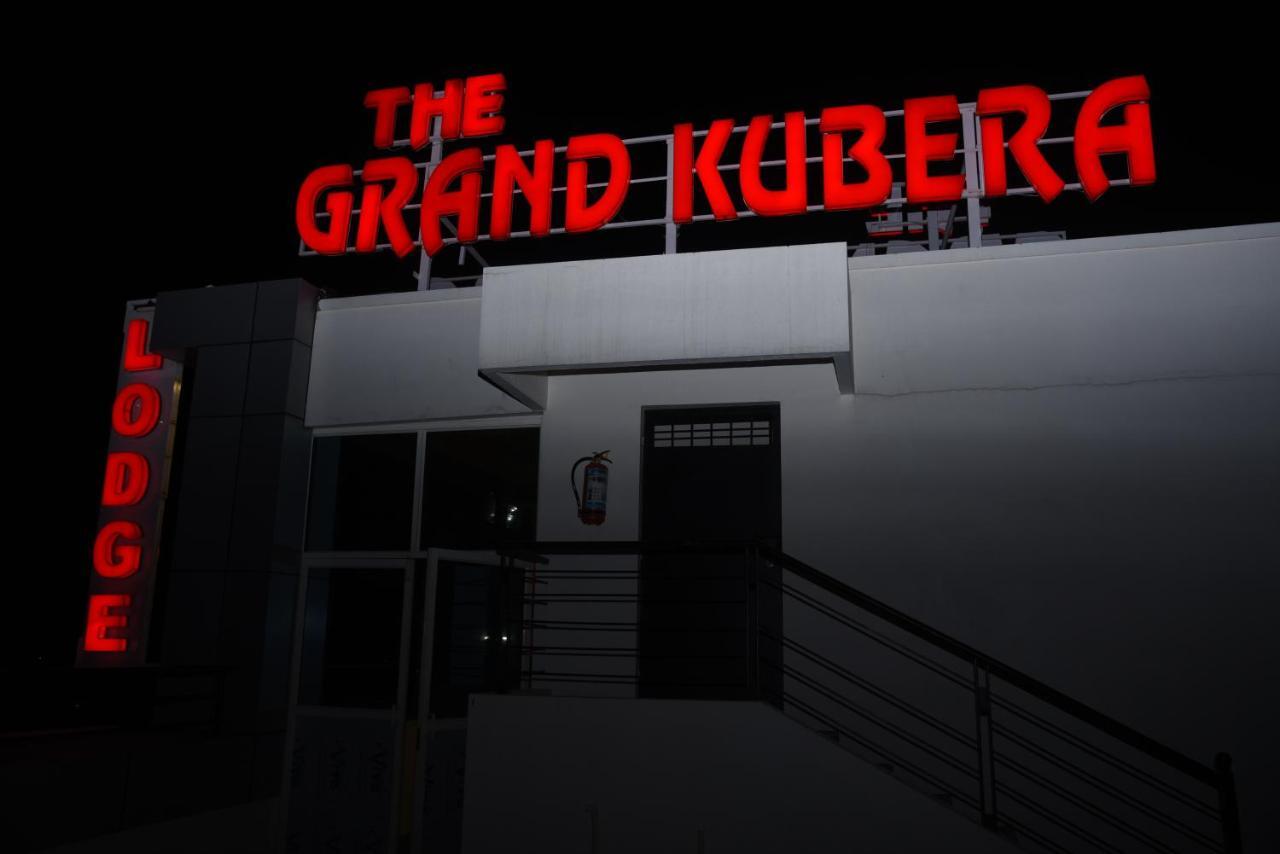 Hotel Grand Kubera Chikmagalūr Extérieur photo